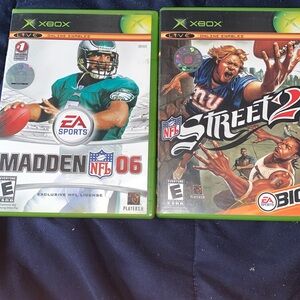 Xbox NFL Bundle ( NFL Street2 , Madden NFL 06)